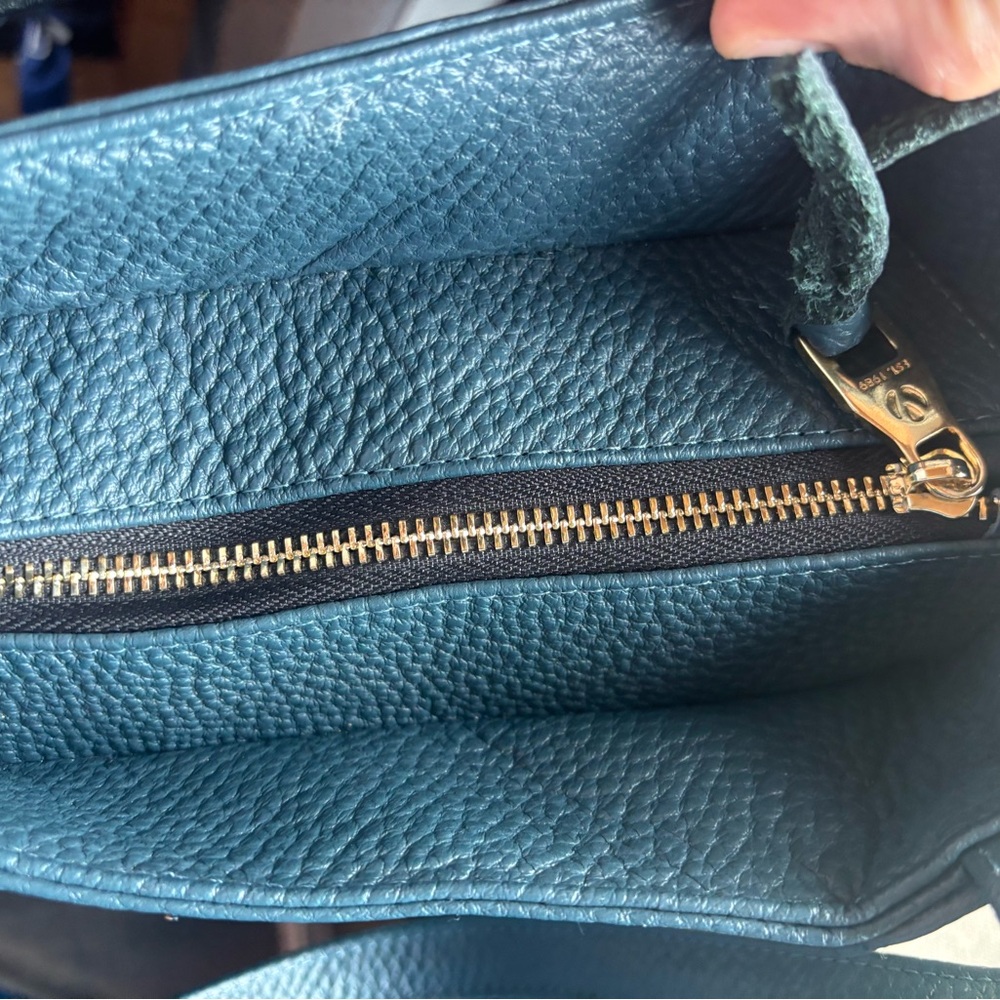 Yamamoto Blue Leather Shoulder Bag - Picture 7 of 9